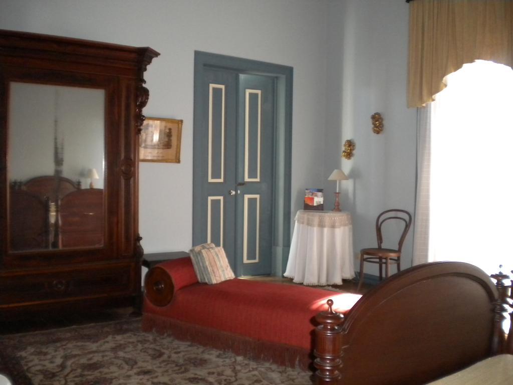 Casa Dos Vargos Bed and Breakfast Torres Novas Zewnętrze zdjęcie